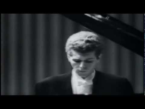 Remembering Van Cliburn, 78, Classical Pianist