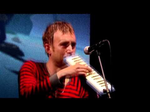 Gorillaz Live at Glastonbury (HD) - Clint Eastwood (With Snoop Dogg)