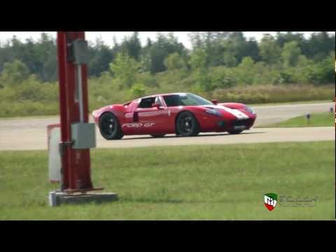 Ford GT Top Speed Run - 2012 Race The Runway