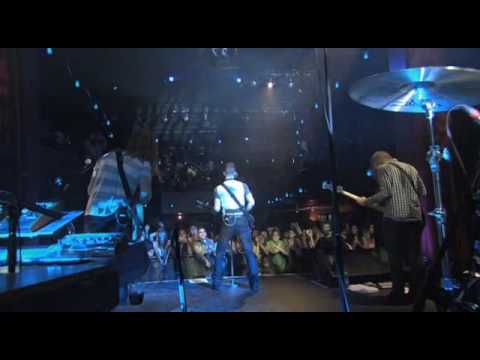 Maroon 5 Shiver (Live)