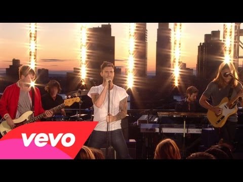 Maroon 5 - Makes Me Wonder (VEVO Summer Sets)