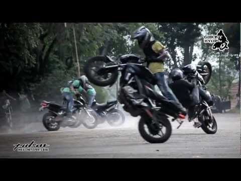 Ghost Ryderz Show at CET & VIT with the Pulsar 200NS