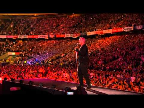 Robbie Williams - Heroes Concert HD  Let me Entertain You,Come Undone,Feel,Shame,Angels