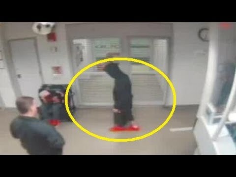 [RAW] Justin Bieber Sobriety Test After Arrest | Justin Bieber Stumbles Walking Unsteadily