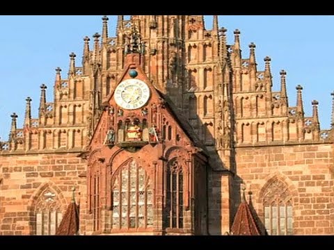 Travel Germany - Visiting Frauenkirche in Nuremberg