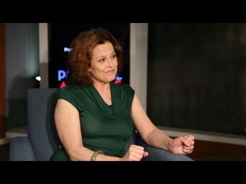 Sigourney Weaver Discusses 'Ghostbusters 2' Hold-Up, 'Alien 2' and 'Avatar 2'