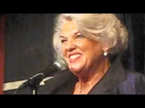 Tyne Daly Accepts her Bistro Award