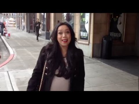 NONSTOP FULL BLADDER! - October 13, 2012 - itsJudysLife Vlog