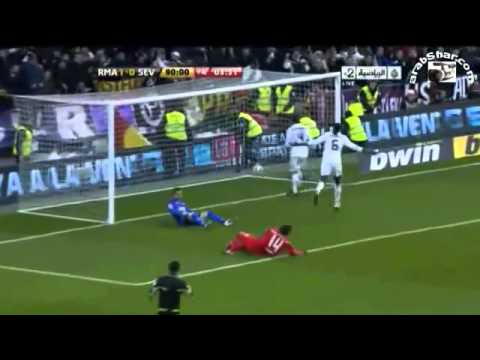 RealMadrid 2-0 Sevilla  OZIL AND ADEBAYOR GOALS