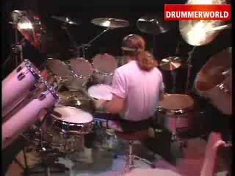 Simon Phillips - Incredibly Creative Drumsolo