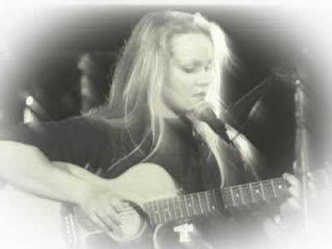 Bridge Over Troubled Water (Live at Pearl's)- Eva Cassidy