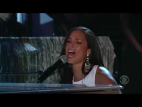 Alicia Keys - If I Ain't Got You - Live Grammy Awards [HD]