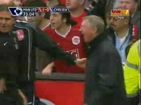 joe cole tackle-C.Ronaldo (Man Utd Vs Chelsea 23/9/2007)