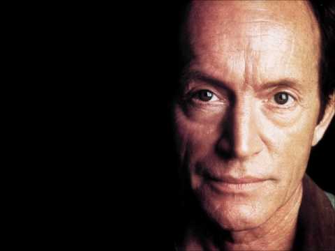 Movie Geeks United Interview: LANCE HENRIKSEN