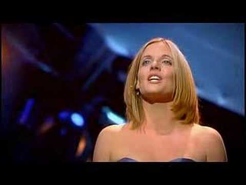 Celtic Woman - Jesu Joy of Man's Desiring (live)