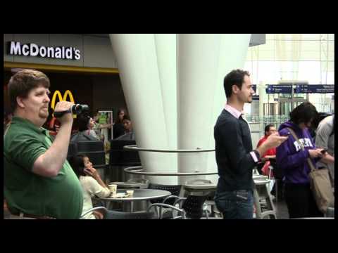 Flash Mob Surprises Indy 500 Travelers at Indianapolis Airport