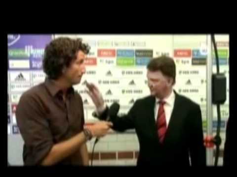 Louis van Gaal compilatie: Een heerlijke vent!!!