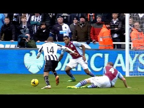 Loic Remy vs Aston Villa Home 13-14 720p HD | MOTD Analysis