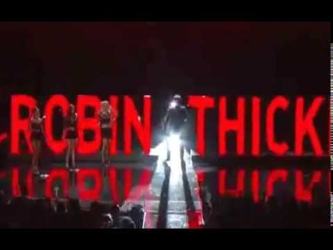 Robin Thicke Performs Blurred Lines at the BET Awards with Pharrell & T.I.