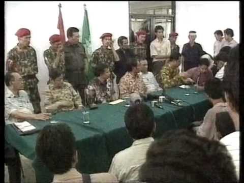 The Fall of Suharto, May 1998 [2 of 4]