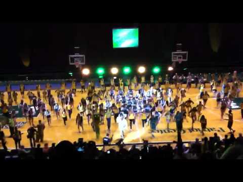 Exclusive Mason Madness 2011 George Mason University Green Machine plays LMFAO Party Rock Anthem