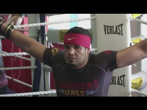 Kickboxer Riyadh Al Azzawi hopes to unite Iraqi people