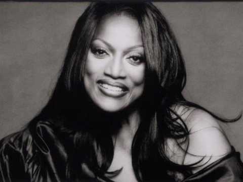 Jessye Norman & Mirella Freni - Sull'aria - Che soave zeffiretto