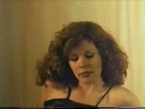 NATURAL ENEMIES (1979) Hal Holbrook talks with 5 hookers   call girls about his life _ marriage.mp4