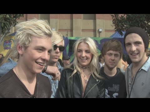 R5 interview: The band talk selfies and sliming at the Nickelodeon Kids' Choice Awards