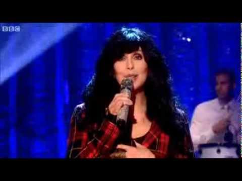 Jennifer Saunders pays homage to Cher