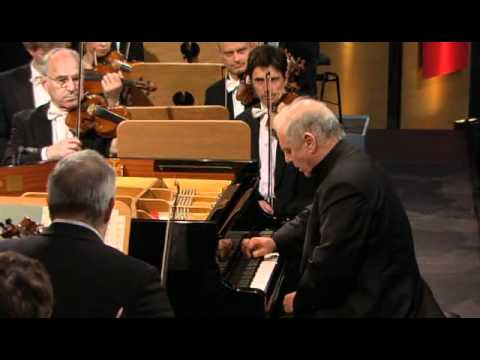 Ludwig van Beethoven - Piano Concerto No. 4 and No. 5 - Daniel Barenboim, piano