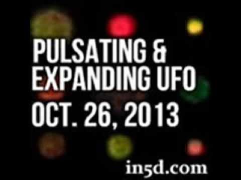 Pulsating And Expanding Western Sky UFO - October 26, 2013 | In5D.com