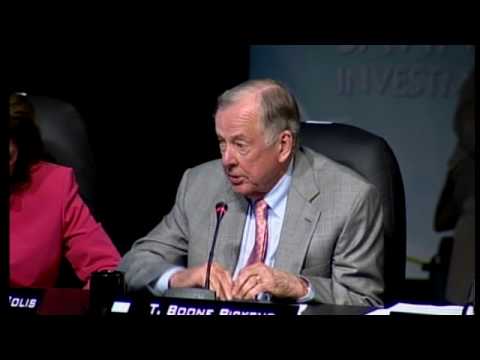 T. Boone Pickens at the Clean Energy Summit at UNLV