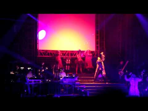 Sammi Cheng Live in Toronto 2011