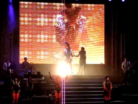 Part 1 - 鄭秀文 Sammi Cheng Live in Atlantic City (Borgata) - Nov 24, 2011 (1AM)