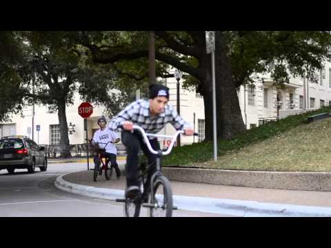 HAPPY | PHARRELL WILLIAMS | UNIVERSITY OF TEXAS AT AUSTIN | #IGOTSOLE