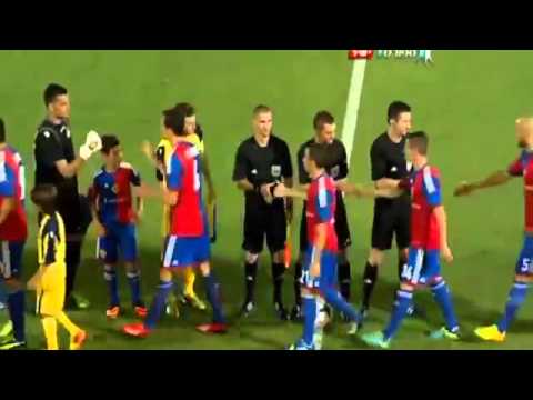 Mohamed salah try to trick shake hand with Maccabi Tel Aviv players in israel 2013