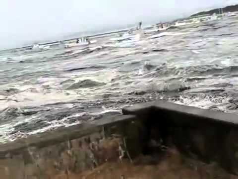 Incredible New Morocco Tsunami Footage   This man risked his Life to film