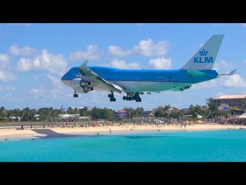 Sint Maarten Boeing 747 Landing from Sonesta Maho Beach Patio