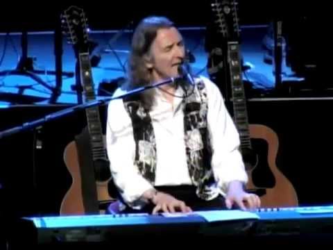 Live The Logical Song by composer songwriter Roger Hodgson, co-founder of Supertramp