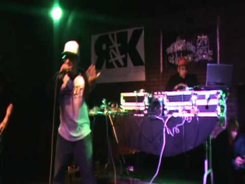 Live @ Warren G''s Show [ghetto star]