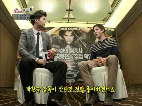 Logan Lerman's adorable interview on Korea TV (Oct 23, 2011)