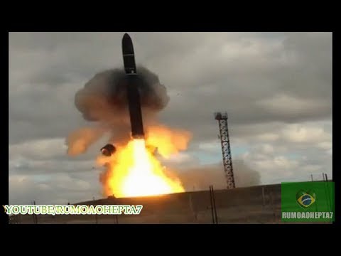 Russia Test-Fires Intercontinental Ballistic Missile - Rússia Testa Míssil Balístico