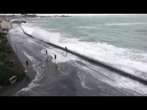 Rough Seas in Guernsey, Admiral Park