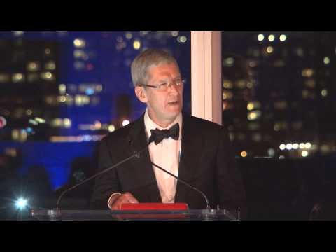 Tim Cook receiving the Lifetime Achievement Award