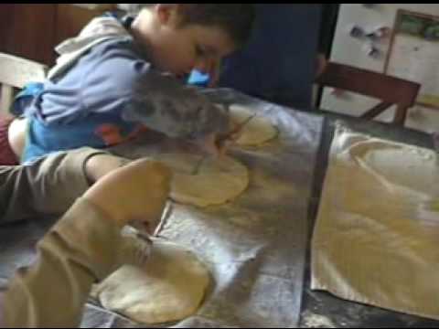 Khubz - Breads Around the World - Moroccan Bread.mpg