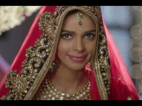 Mallika Sherawat To Host 'Mere Khayalon Ki Mallika' On Life Ok !