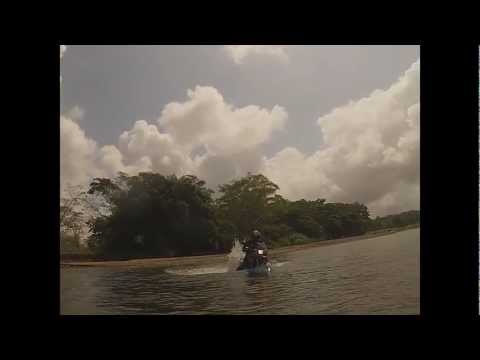 BMW F800 GS Crossing River Cuango