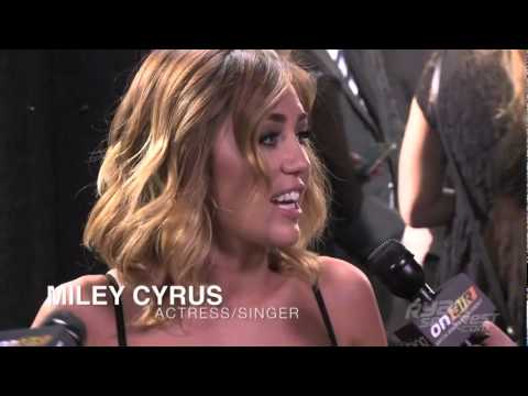 MileyOnline.com - Kendall and Kylie interview Miley Cyrus