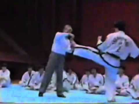 Black Belt Tul - 2nd to 3rd Dan - Juche - General Choi - 1998 Seminar - ITF Taekwon-do